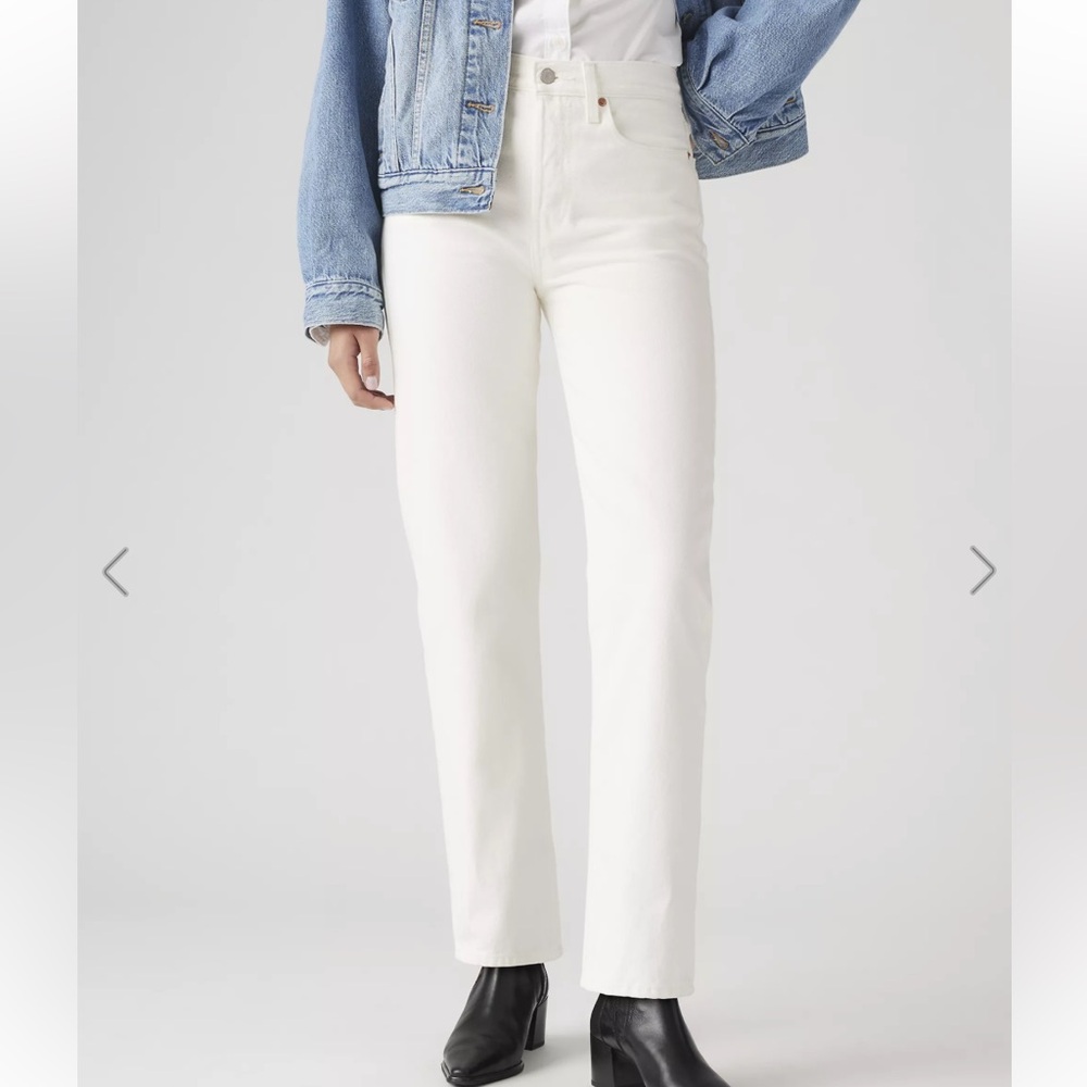LEVI’S Wedgie Straight Jeans in White